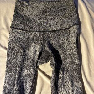 GUC Lululemon High Rise Leggings Size 4 Speckled Black & White Tall 31”